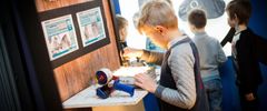 Rakveren poliisimuseossa pääset ottamaan sormenjälkiä, pukeutumaan erikoisjoukkojen asuun tai etsimään murha-asetta.