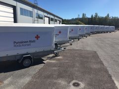 Punainen Risti toimittaa maakuntiin siirreltäviä evakuointikeskuksia. Kuva: Jussi Halonen/SPR
