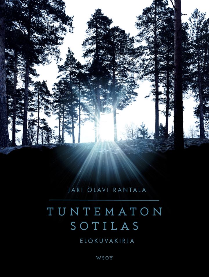 Tuntematon sotilas - Elokuvakirja, kansikuva