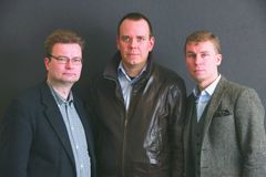 Marko Tikka, Aapo Roselius, Oula Silvennoinen. Kuva Pertti Nisonen