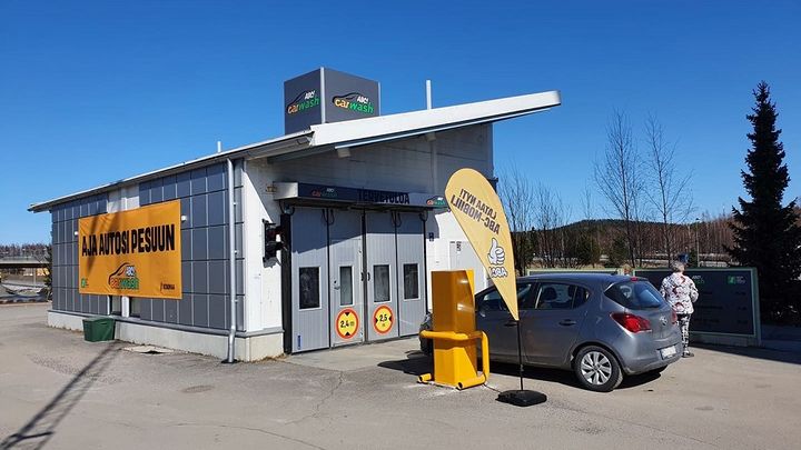 Uusi ABC Carwash Prisma Palokankeskus on avattu Jyväskylässä. Kuva: Janne Nybacka / Keskimaa