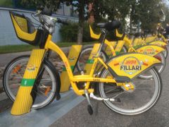 Helsingin kaupunkipyörät ovat olleet nuorten aikuisten suosiossa. Kuva: Elias Willberg