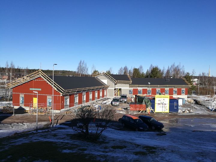 Porvoon uusi hoivakoti harjakorkeudessa. Kuva on vapaasti toimitusten käytettävissä.