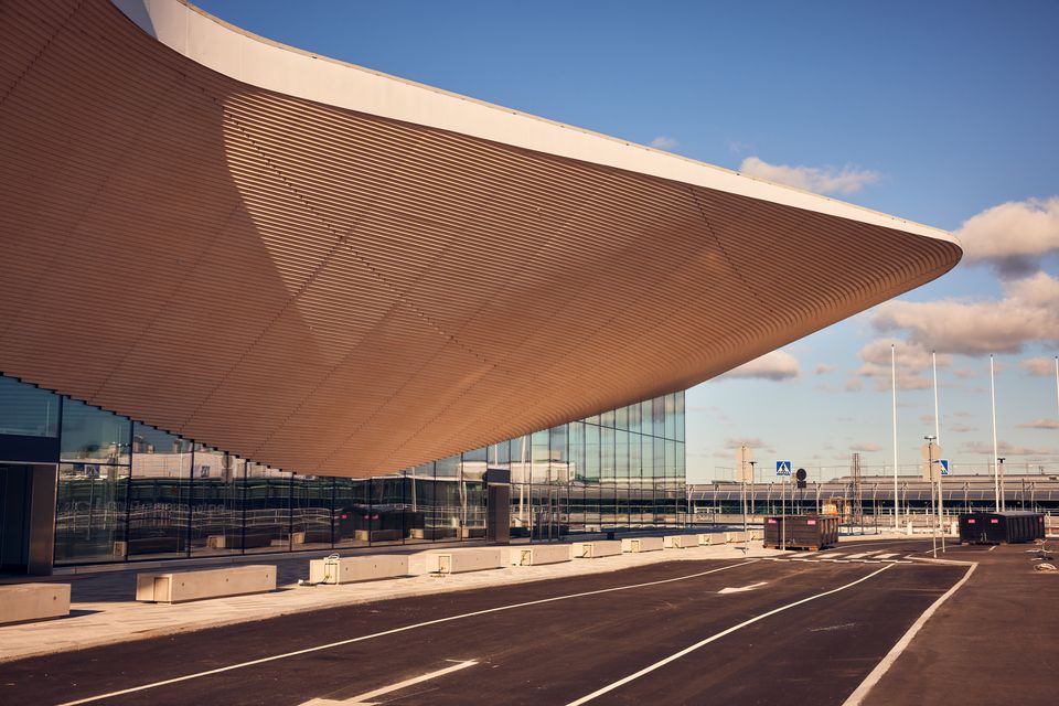 helsinki_airport_terminal+2_10080