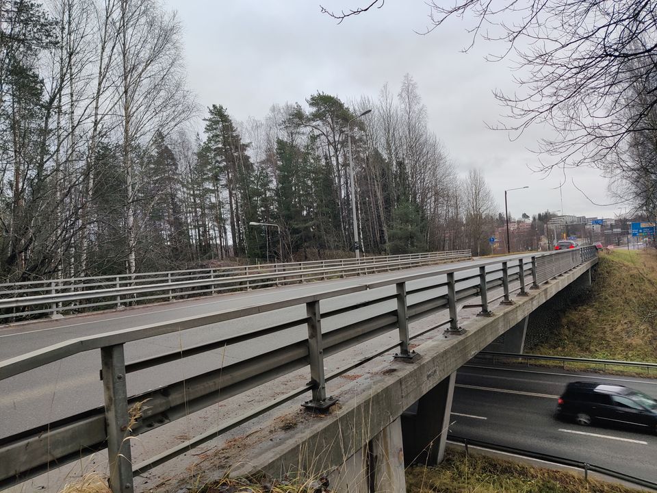F rb ttringen Av Mankby Viadukt I Esbo Inleds P Stamv g 50 Ring III f-rb-ttringen-av-mankby-viadukt-i-esbo-inleds-p-stamv-g-50-ring-iii