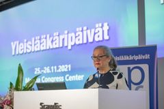 Suomen yleislääkärit GPF ry:n puheenjohtaja Jaana Puhakka avaa Yleislääkäripäivät.