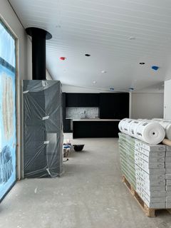 Designtalo Villa Kungenin sisätilat ovat viimeistelyä vaille valmiit