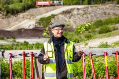 The trees were planted in a land area owned by the municipality of Kontiolahti about 2.5 kilometers from Kontiolahti Biathlon Stadium. We favour mixed forest stands in the changing climate, says Antti Suontama, Environmental Administrator of the municipality of Kontiolahti.