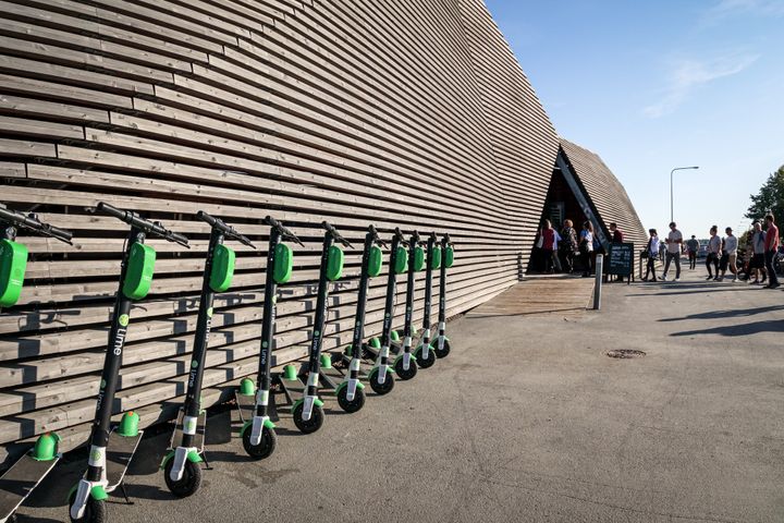 Shared e-scooters in Hernesaari, summer 2019. Photo: Antti Pulkkinen.