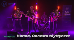 Kuvakaappauus Hurman Onnesta täyttyneet musiikkivideolta. Videon tuotanto: AK Sound & Music.