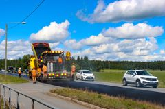 Päällystysurakoitsijat ovat Asfalttikallio Oy ja Peab Industri Oy.