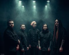 Lorna Shore