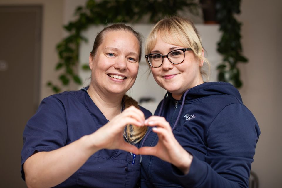 Attendolaiset työskentelevät tärkeissä hommissa Attendo-kodeissa ympäri Suomen