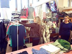Liisa Maunolan Looks and Goods pop up-liike