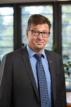 Oulun yliopiston rehtorina on vuodesta 2015 toiminut Jouko Niinimäki.