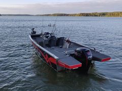 Kalastuslaiturin uutuuksiin kuuluu Aaltomarine 550 Fish.