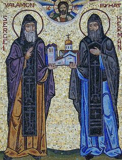 Pyhittäjät Sergei ja Herman valamolaiset, mosaiikki-ikoni Valamon luostarin kirkon ulkopuolella. Kuva: Elmira Fedotova.