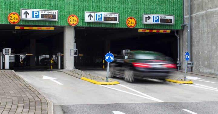 Pysäköintiuudistus on hankkeena mittava, sillä Messukeskuksessa vierailee vuosittain 1,2 miljoona kävijää.