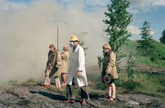 Savunäytteiden keräämistä Harakan saarella vuonna 1977. Kuva Timo Junttila.