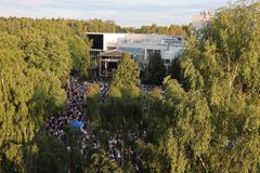 Puistokonsertin yleisöä vuonna 2019. Kuva: Jenni Ruotsalo