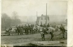 Saksalaisia sotilaita Leppävaaran asemalla 12.4.1918 Kuva EKM.