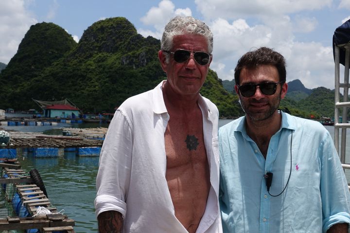 Bourdainin matkassa – Ystäväni, pomoni ja sankarini Tony julkaistaan 17.3.