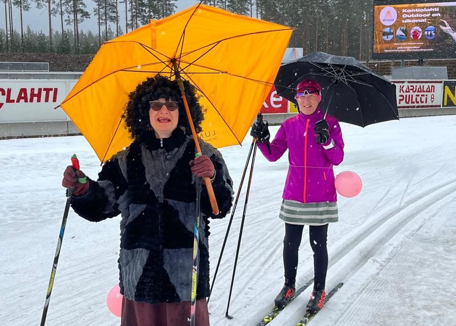 Sateenvarjot 2 hlöä vaaka