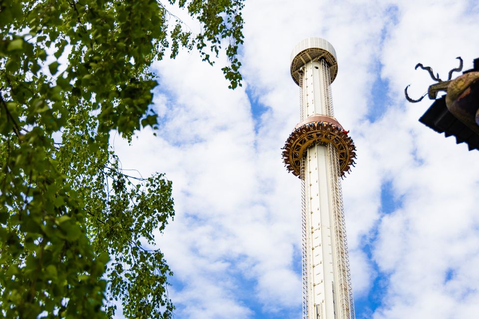 Kingi, Linnanmäki