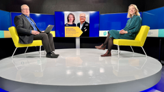 Merle Maigre (oik.) Viron e-Governance Academystä ja Kimmo Rousku (vas.) Digi- ja väestötietovirastosta keskustelevat digiturvallisuudesta ja varautumisesta
