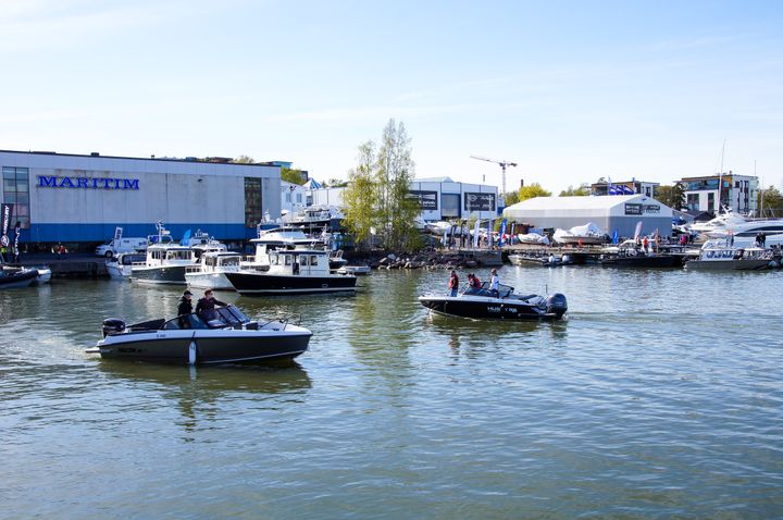 In mid-May, a group of boating industry players in Finland jointly organised a large-scale test run event for the first time, to bring together a wide range of boat models along with related services and current or prospective boaters eager to take the helm.