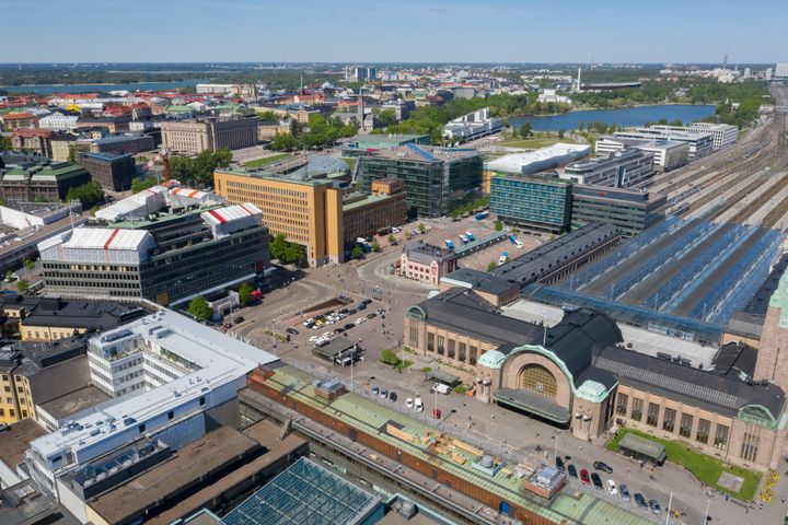 Elielplatsen och Stationsplatsen från luften. Foto: Miikka Ruohonen / Lentokuva Vallas
