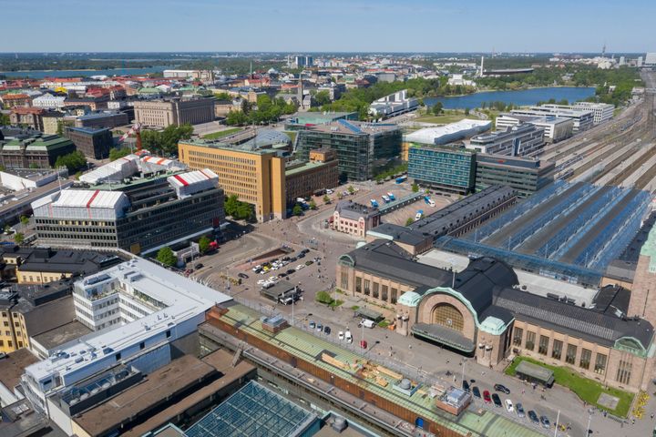 Elielplatsen och Stationsplatsen från luften. Foto: Miikka Ruohonen / Lentokuva Vallas