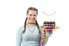 18-vuotiaan Karoliina Hanhisuannon leivontayritys Makijaa voitti Vuoden 4H-yritys -kilpailussa 18-28-vuotiaiden sarjan. Tuomaristo arvosti jo viisi vuotta 4H-yrittäjänä toimineen Karoliinan kehitystyötä oman brändin luomisessa. Kuva: Studio Lumikuva