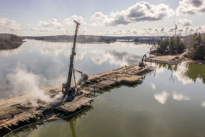 KFS Finland and drilled piling in Lillholmen, Finland.