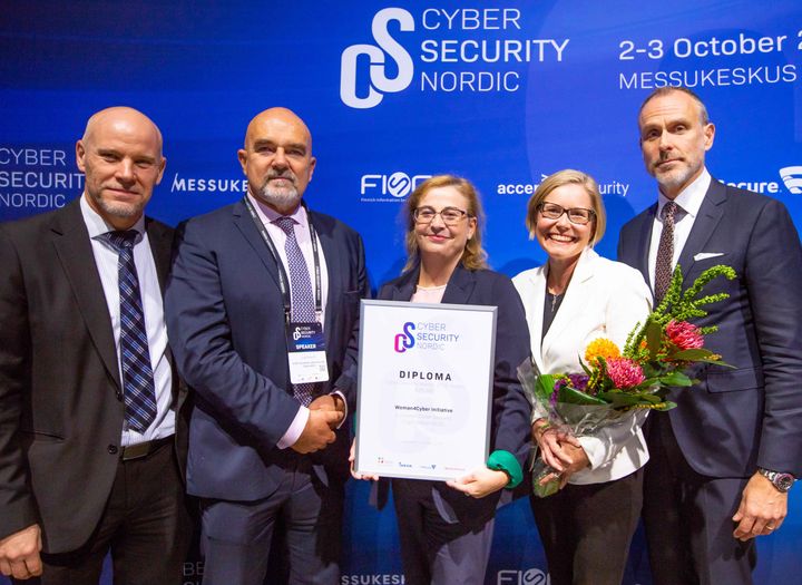 Juha Remes (FISC), Luici Rebuffi (ESCO), Ana Ayerbe and Nina Hyvärinen (Woman4Cyber Advisory Board) and Janne Taalas.