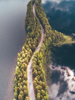 Imatralta starttaava pyöräilyreitti kulkee Puumalan sataman ja Sulkavan kautta Savonlinnaan, josta Punkaharjun ja Ruokolahden kautta takaisin maaliin Imatralle. Kuva: Saimaa Cycle Tour