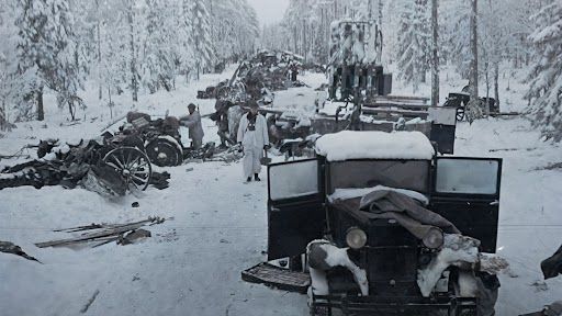 Raatteentien taisteluiden jälkiä Suomussalmella. / SA-KUVA