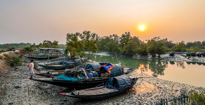 Sundarbanin suistoaluetta Intian itärannikolla. Ilmastonmuutos on lisännyt maan suolaisuutta ja hirmumyrskyjä alueella. Kuva: Juha Laitalainen