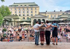 Arppa Espan lavalla. Kuva: Liisa Eerola.