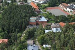 Jyväskylän yliopiston resurssiviisausyhteisö JYU.Wisdom on monitieteinen tutkija- ja asiantuntijaverkosto, joka analysoi yhteiskunnan ja talouden kestävyysongelmien syitä ja etsii niihin ratkaisuja. Kuva: Jyväskylän yliopisto.