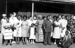 NNKY on tehnyt myös kehitysyhteistyötä. Kuva on otettu Tansaniassa, jossa aloitettiin projekti kylän naisten kouluttamiseksi vuonna 1978. Nykyään tuetaan Liberian NNKY:n tekemää työtä.