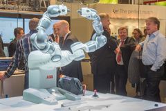 Teknologia-tapahtumassa esiteltiin mm. robotteja.