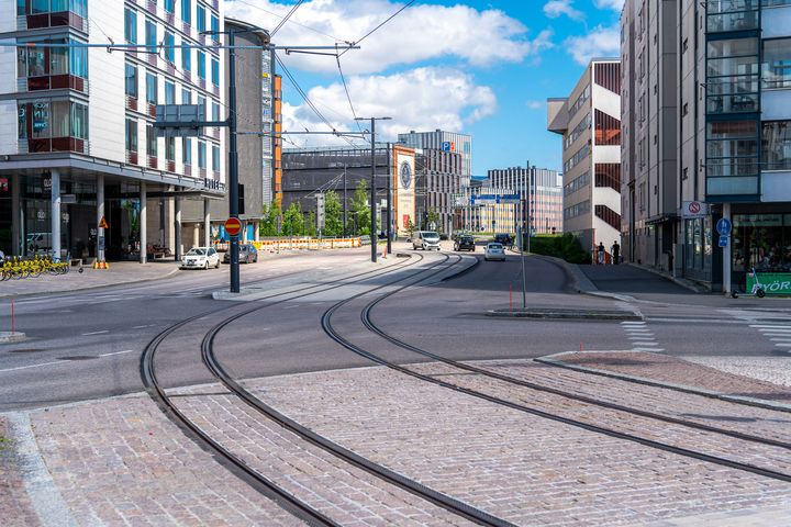 There will be 12 Jokeri Light Rail stops in Espoo. The first test run area in Espoo extends from Pitäjänmäki, Helsinki, to Leppävaara. Photo: Taneli Lahtinen