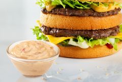 Hesburger siirtyy käyttämään majoneesin valmistuksessa Suomessa vapaan kanan munia vuoteen 2021 mennessä.