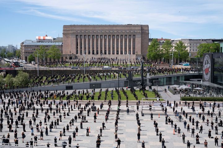 Kulttuuriala järjesti Mitta on täysi -mielenilmauksen 3.6.2021. Kuva: Ari Karttunen