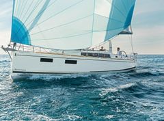 Rymättylän koepurjehdustapahtumassa testattavana on mm. Beneteau Oceanis 38.1 Performance, väljästi asuttava perhevene, jossa on aimo annos luksusta.