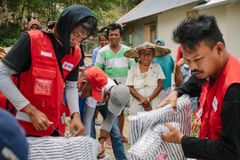 Katastrofirahastoa tarvittiin heti lipaskeräyksen jälkeen Indonesiassa, kun Sulawesin saarelle iskenyt maanjäristys ja sitä seurannut tsunami veivät kodin 160 000 ihmiseltä. Kuva: Benjamin Suomela / Suomen Punainen Risti