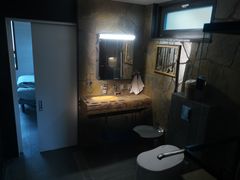 Villa Mikaelin kylpyhuone.