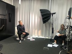 Preparing a lesson. Lauri Kivelä from Finnish Institute for Enterprise Management and Salla Ryynänen.
