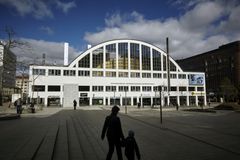 Tennispalatsissa toimii nykyisin elokuvateatteri ja museo. Kuva: Riku Pihlanto / Helsinki Partners